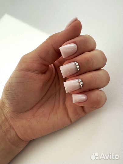 Маникюр наращивание ногтей