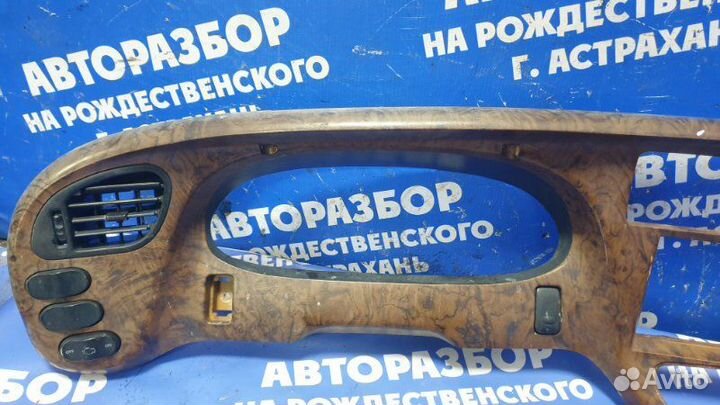 Накладка торпеды. Hyundai County АВТОБУС