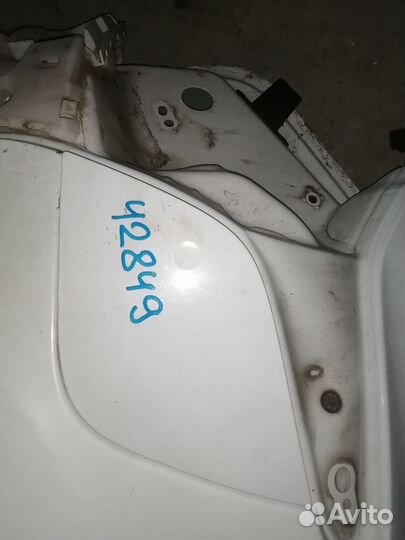 Лючок бензобака Ford Focus 3 хэтчбек