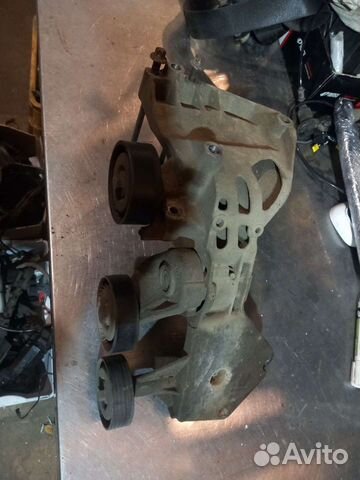 Кронштейн крепления генератора Mercedes A-Class W1