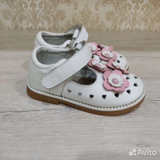 Сандалии для девочки 22 размер