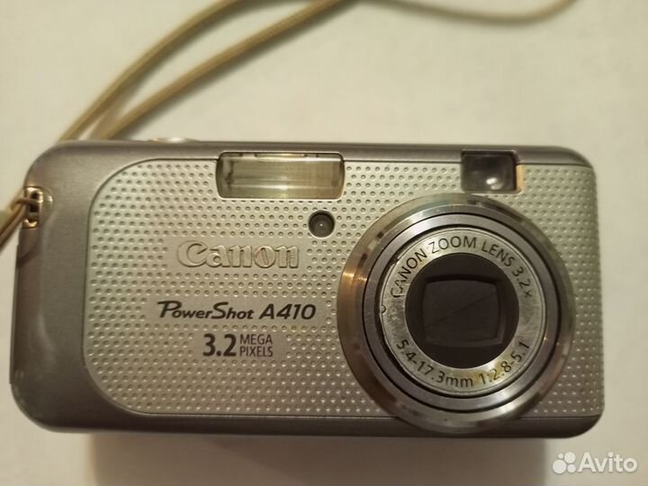 Компактный фотоаппарат canon