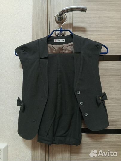 Жилетка и брюки школьная форма для девочки