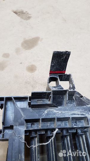 Дефлектор радиатора Mercedes-Benz CLA200