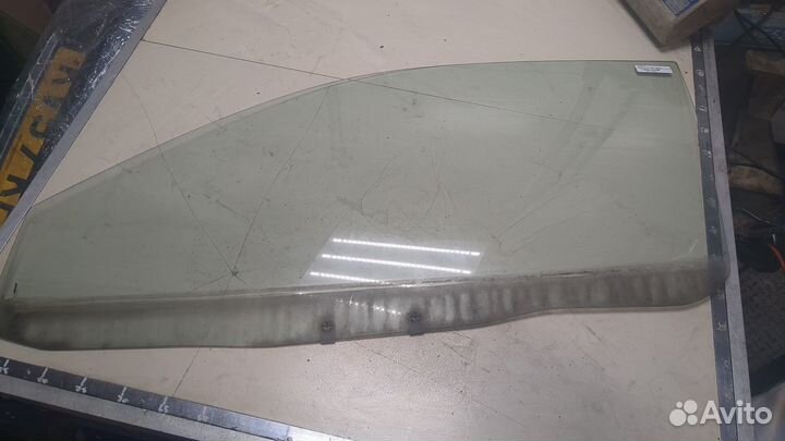 Стекло боковой двери Mitsubishi Colt, 2002
