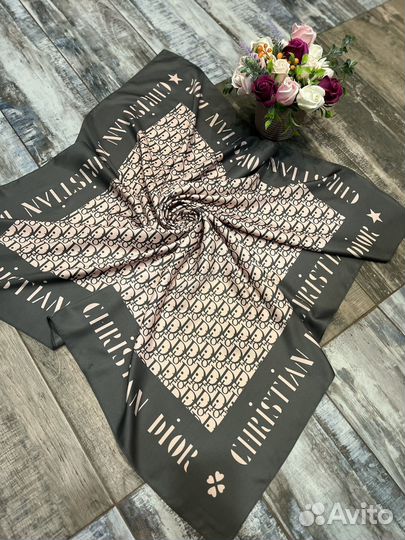 Шелковый платок Dior розовый с серым