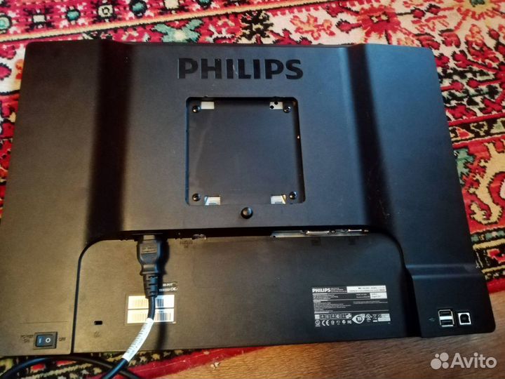 Монитор philips Brilliance 225 PL2