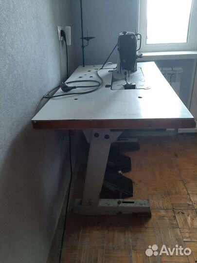 Швейная машина