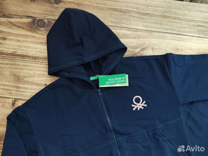 Benetton новый костюм спортивный 168 оригинал