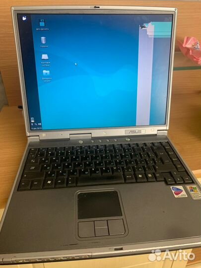 Ноутбук Asus M2400N