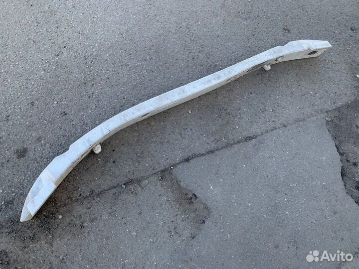 Наполнитель переднего бампера Prado 150 (до 2013)