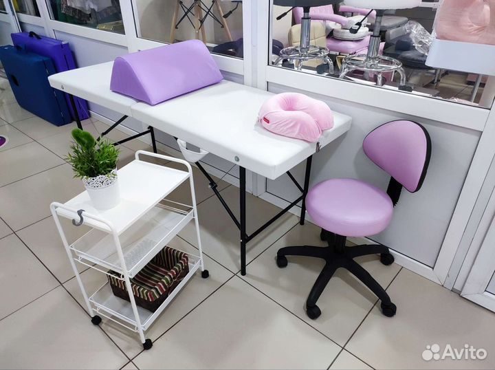 Кушетка стул столик