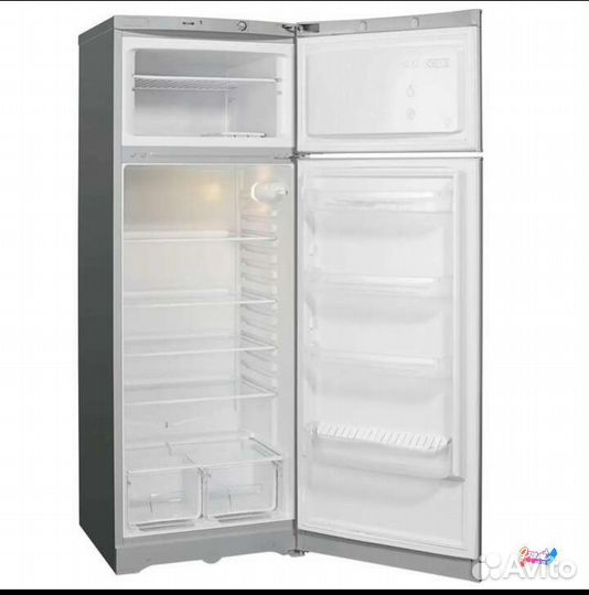 Холодильник indesit новый