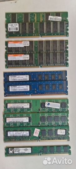 Плашки оперативной памяти разные