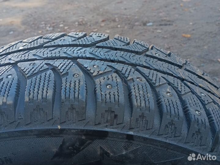 Bridgestone Ice Cruiser 7000 205/60 R16 92T
