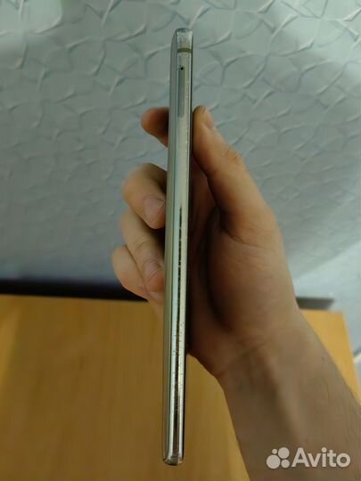 Телефон Samsung galaxy note 10 lite