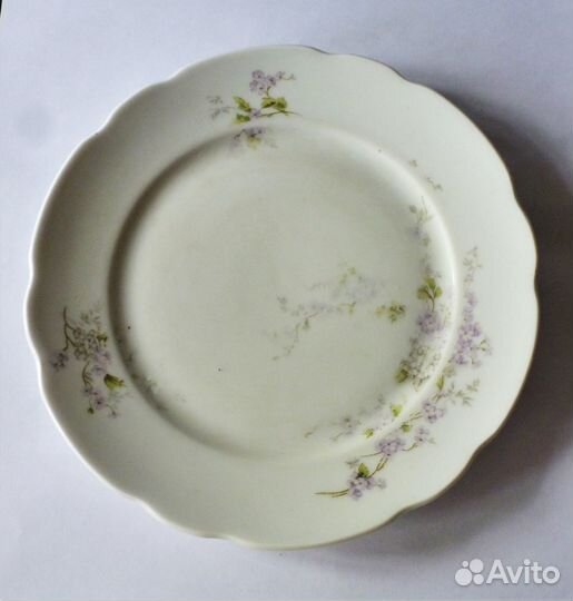 Тарелка фарфоровая старинная Сирень Кузнецов
