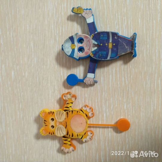 Подвижные игрушки kinder 90х годов, за всё
