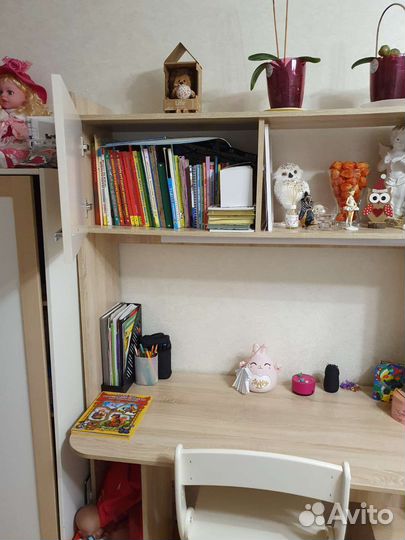 Стол письменный компьютерный