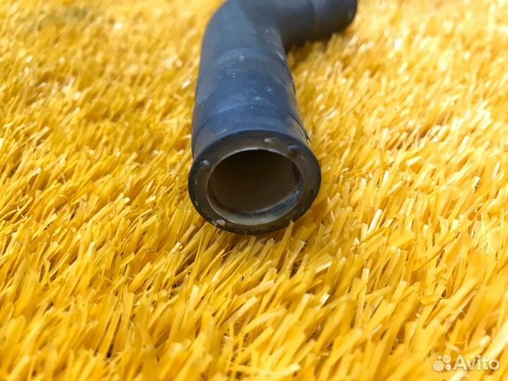 Патрубок системы охлаждения Volvo S60 RS B5244S2