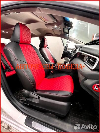 Чехлы Toyota Camry v70 из экокожи чёрно-красные