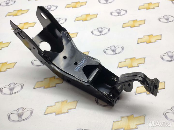 Кронштейн опоры задней Daewoo Nexia/Lanos