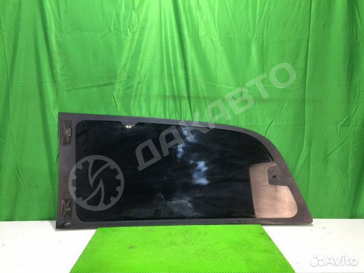 Стекло кузовное глухое правое Mercedes-Benz V W639