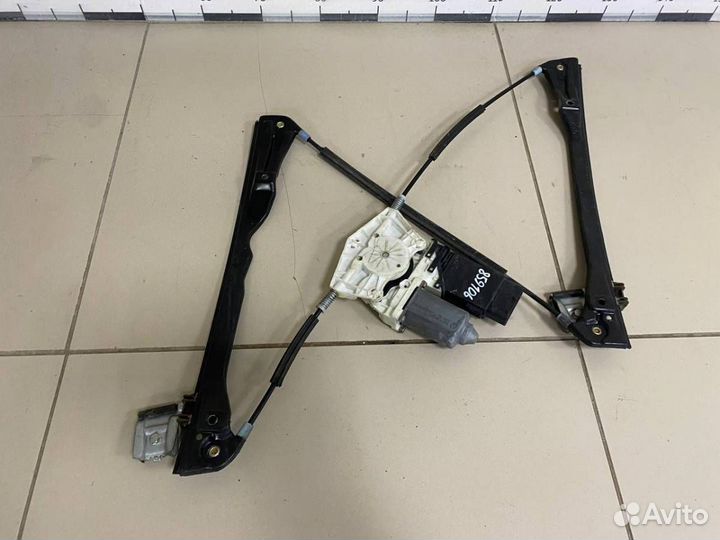 Стеклоподъемник электр. передний правый Volkswagen Golf 4 1J 1997-2005г