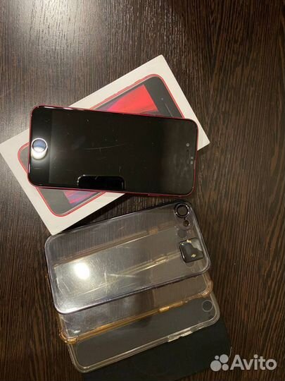 iPhone SE (2022), 64 ГБ