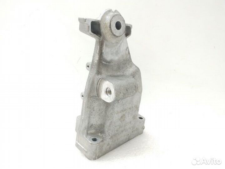 Кронштейн двигателя правый Mercedes-Benz Glc-Class