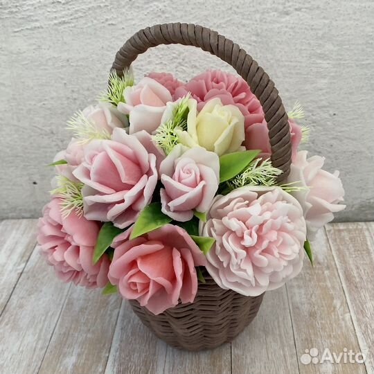 Большие мыльные композиции в корзинках