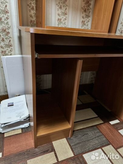 Компьютерный стол