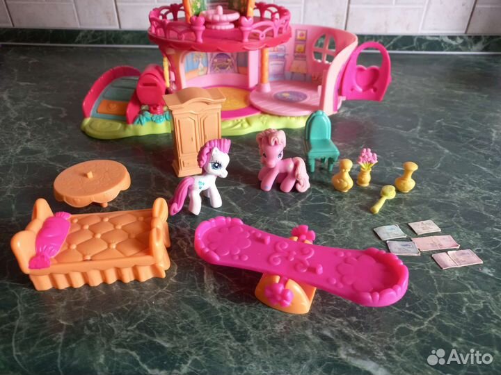 Детский игрушечный домик