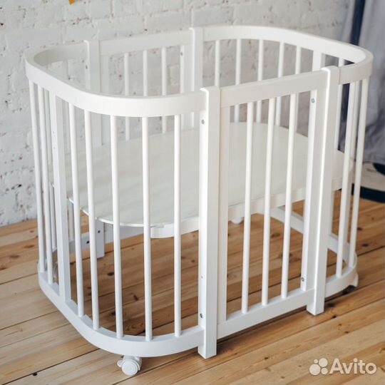 Кроватка для новорожденных