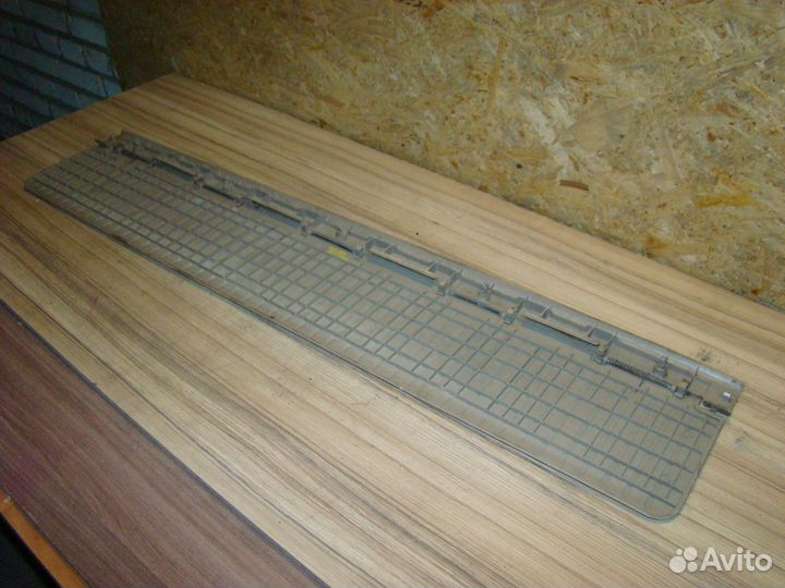 Накладка притвора багажника Toyota land cruiser 10