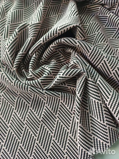 Ткань жаккард трикотажный