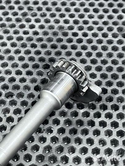 Балансирный вал Honda CRF 250R 2004-2008