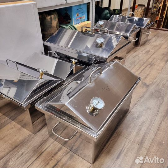 Коптильня горячего копчения коптилка