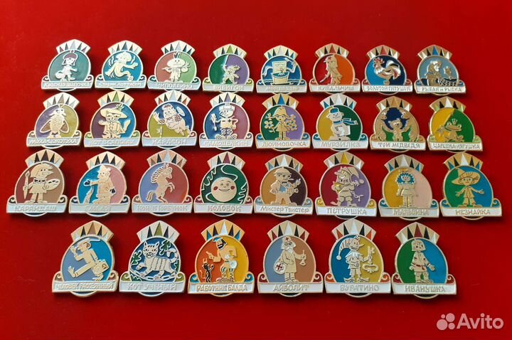 Полный набор детских значков. Герои сказок и мульт