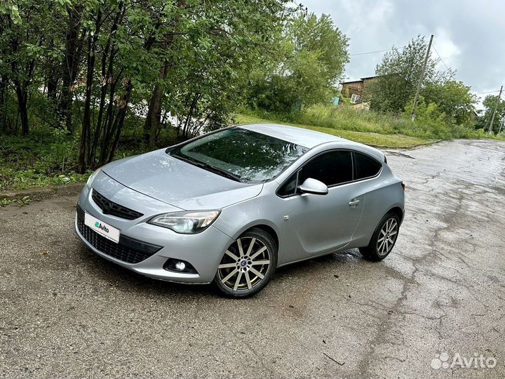 Opel Astra GTC 1.4 МТ, 2013, 155 000 км