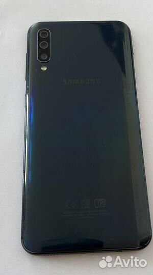 Samsung Galaxy A50, 4/64 ГБ