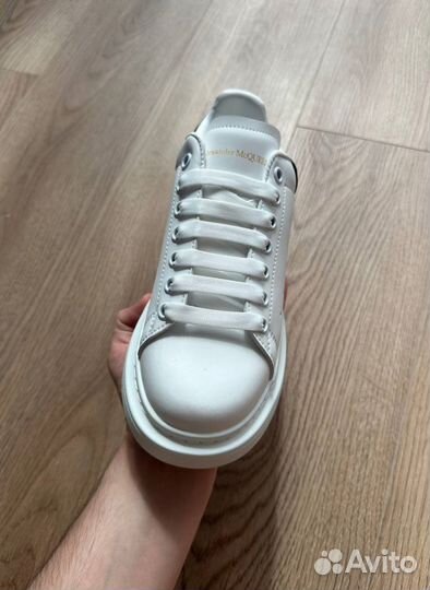 Кеды Alexander Mcqueen белые