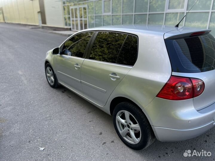 Volkswagen Golf 1.6 МТ, 2005, 324 000 км