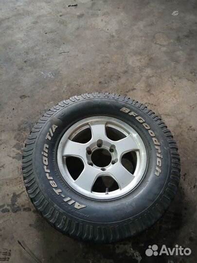 Bridgestone Blizzak 6 265/75 R16 27Y