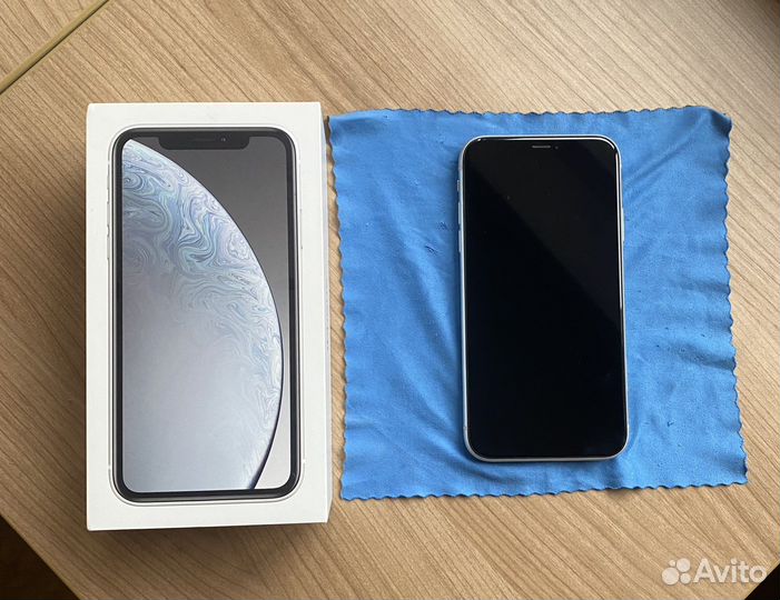iPhone XR 64gb