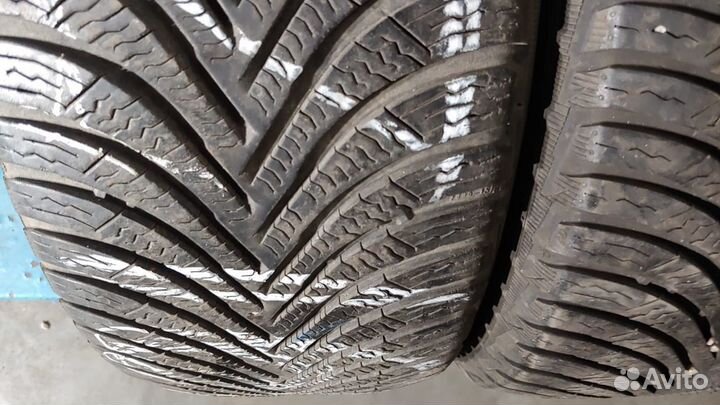 Michelin Alpin 5 205/45 R16 87H