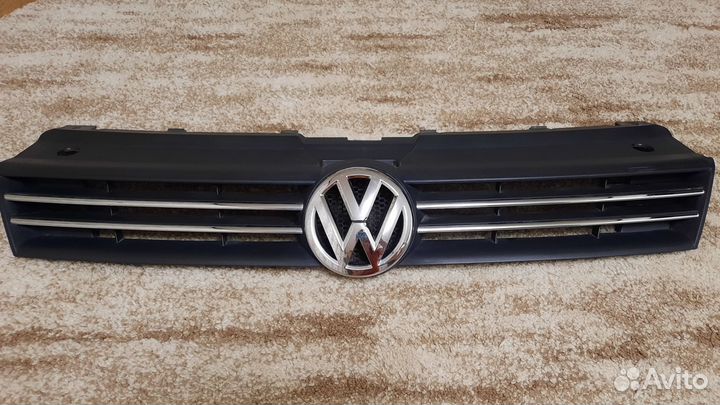 Решетка радиатора Volkswagen Polo 2015