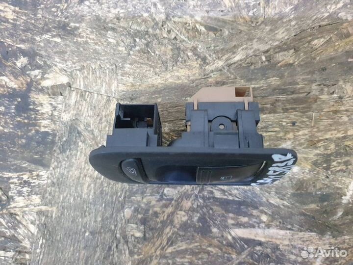 Кнопка стеклоподьемника задняя Porsche Cayenne 955