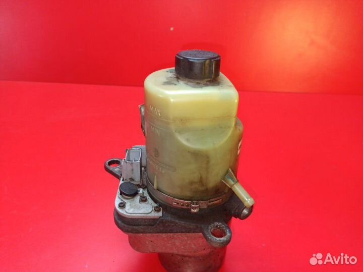 Насос гур Ford Focus CB4 qqdb 2009