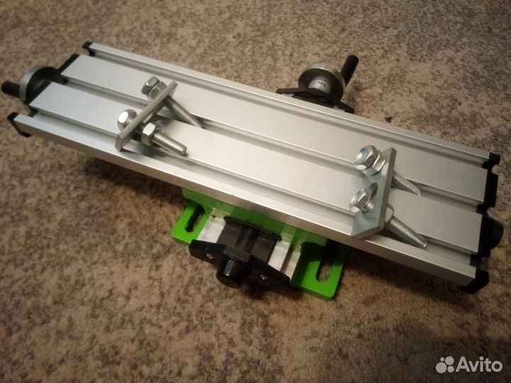 Координатный стол поперечно-скользящий стол